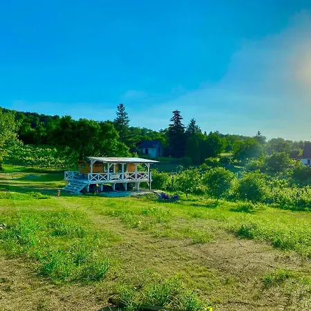 Bohemian Eco At Balaton Apartmán